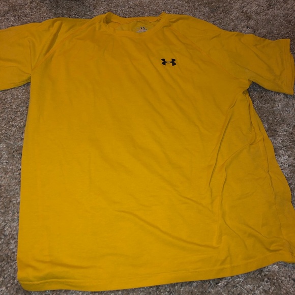 yellow under armour t shirt